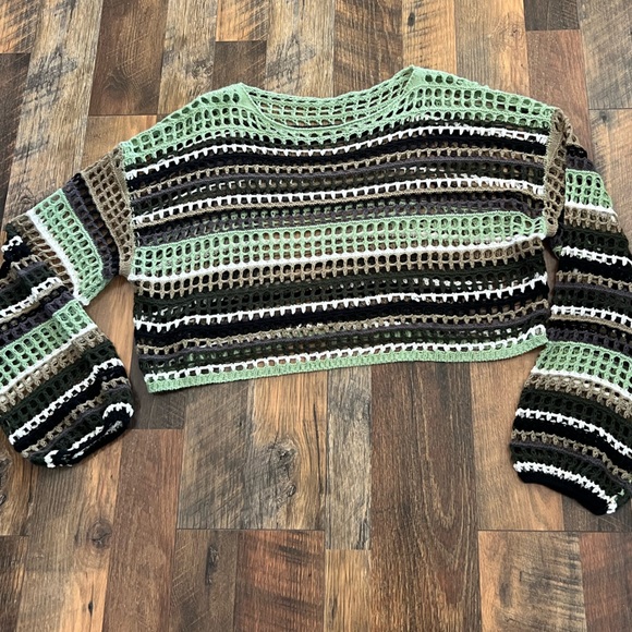 Crochet MultiColor Cropped Sweater - Picture 4 of 7